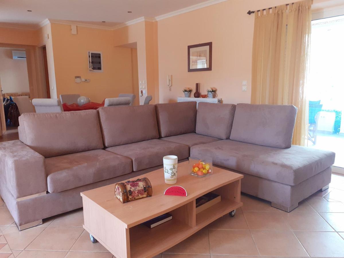 Villa Seabreeze Loutráki Exteriér fotografie