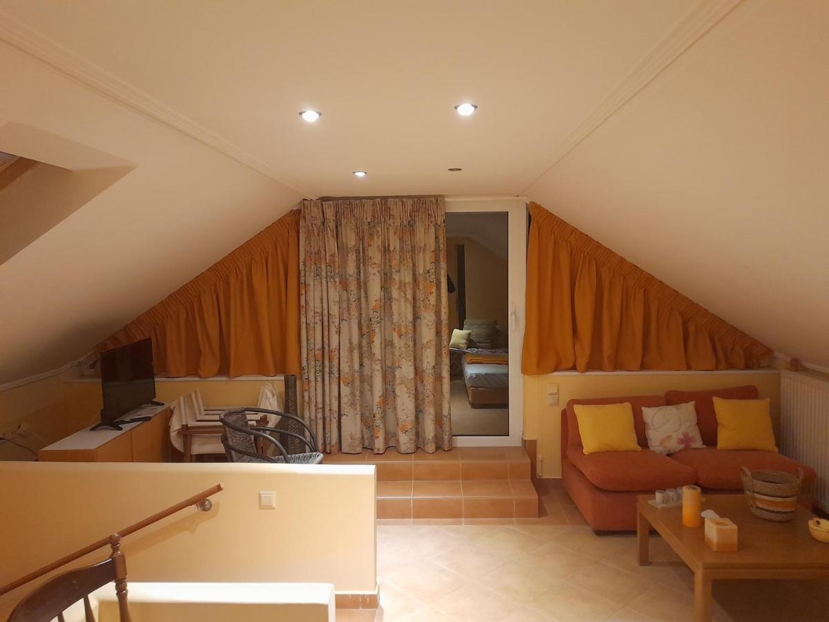Villa Seabreeze Loutráki Exteriér fotografie