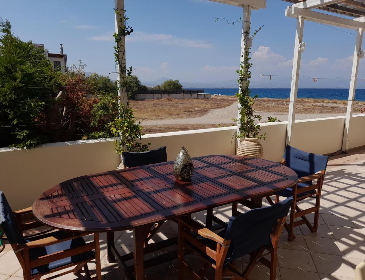 Villa Seabreeze Loutráki Exteriér fotografie