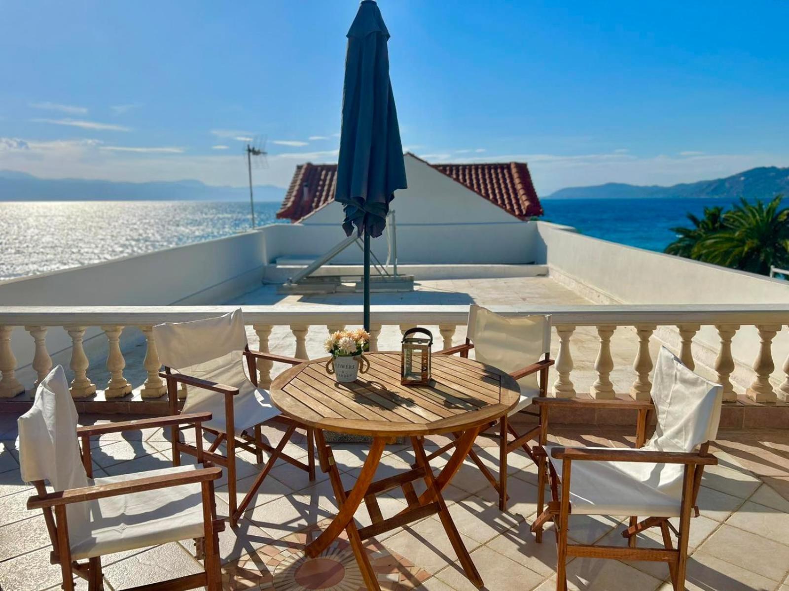 Villa Seabreeze Loutráki Exteriér fotografie